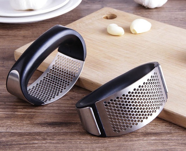 Manual Garlic Press Rocker with Handle – Stainless Steel Garlic Crusher, Squeezer, Slicer & Mincer | Easy Handheld Chopper Kitchen Gadget Tool - Image 2